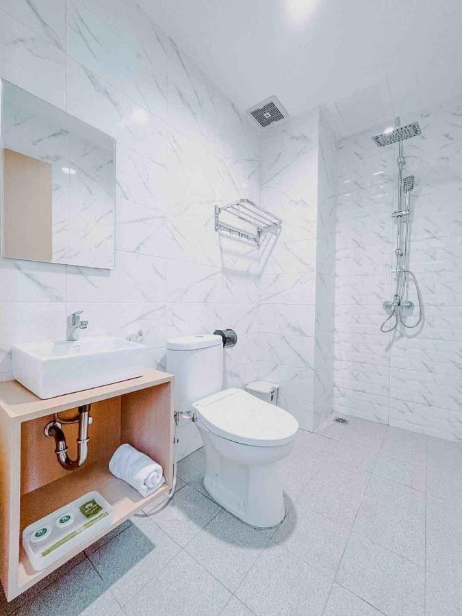 Kamar Queen dengan Balkon